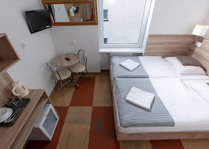 Faleza Adults Only * Rewal